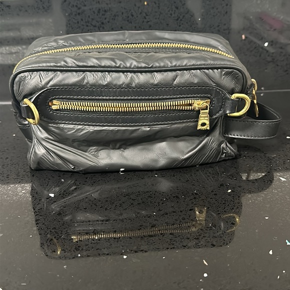 Hunting World pouch black with gold hardware - Picture 2 of 9